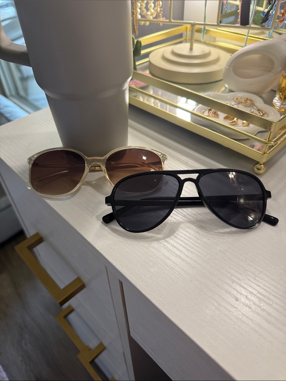 Women’s Classic Aviator Sunglasses - Black